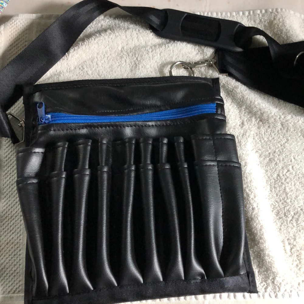 Makeup Brushes purse holder for makeup artists